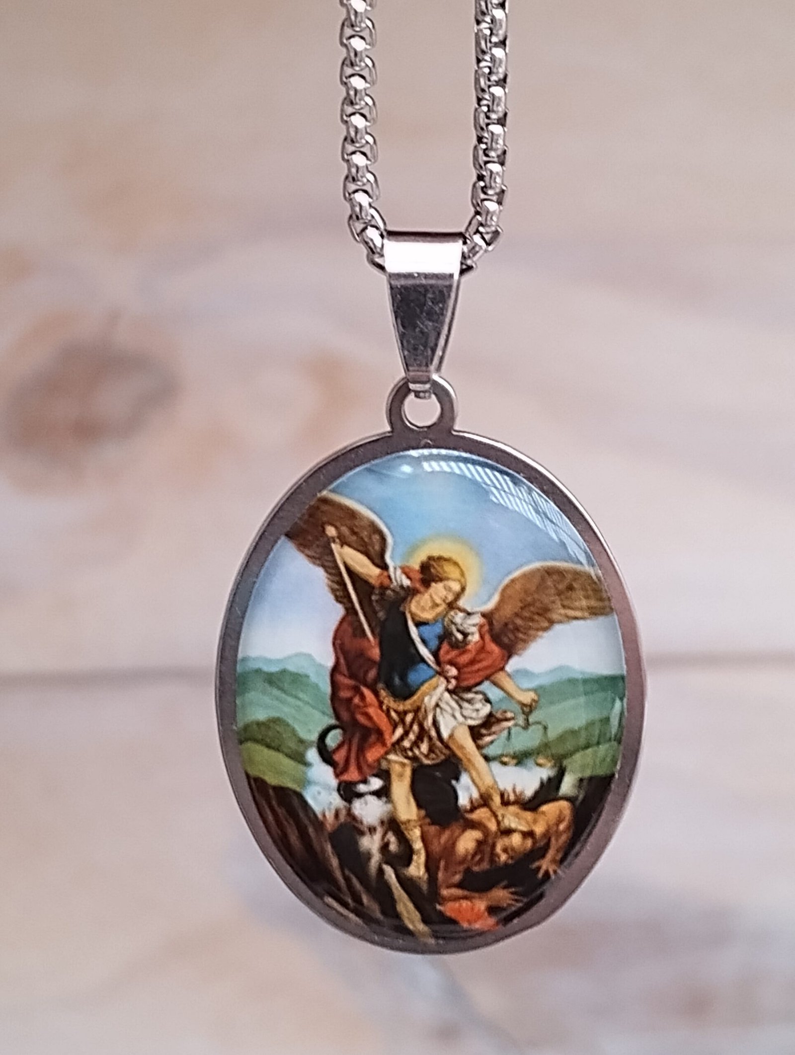 San Miguel Arcángel Medalla Católica Escudo Collar Colgante | Meses Sin Interés