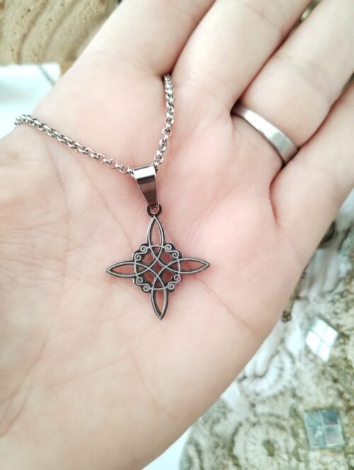 Collar Nudo de Bruja