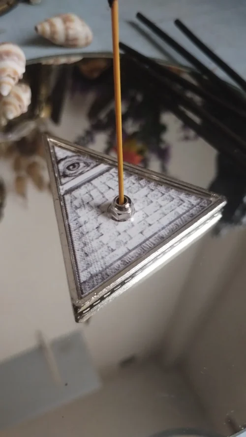 Porta Sahumerio Triangular